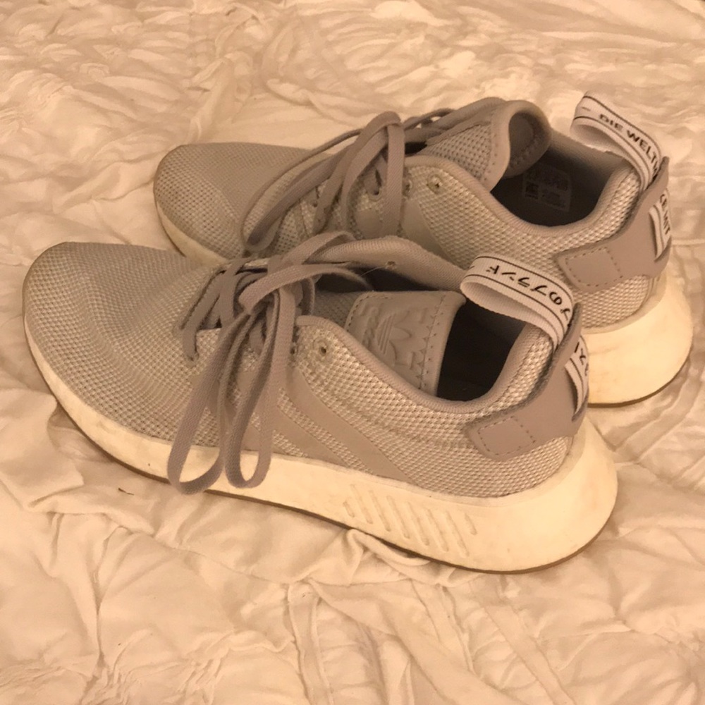 Adidas NMD R2 casual running shoes